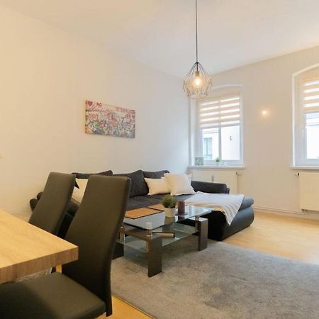 *Central_50M2_Kitchen_Washer_Netflix_Parking Cottbus Esterno foto