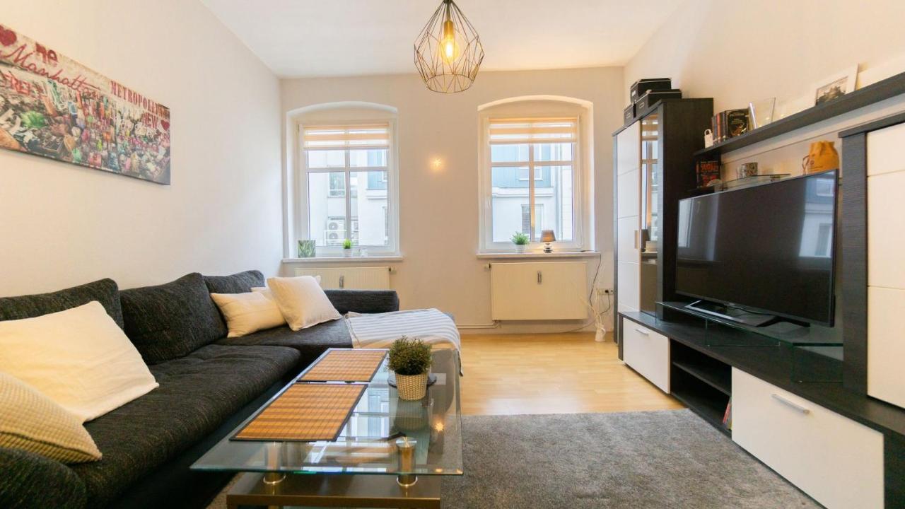 *Central_50M2_Kitchen_Washer_Netflix_Parking Cottbus Esterno foto